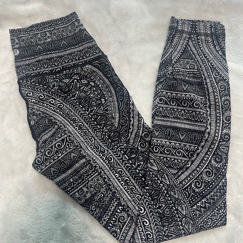Lululemon Wunder Under Leggings